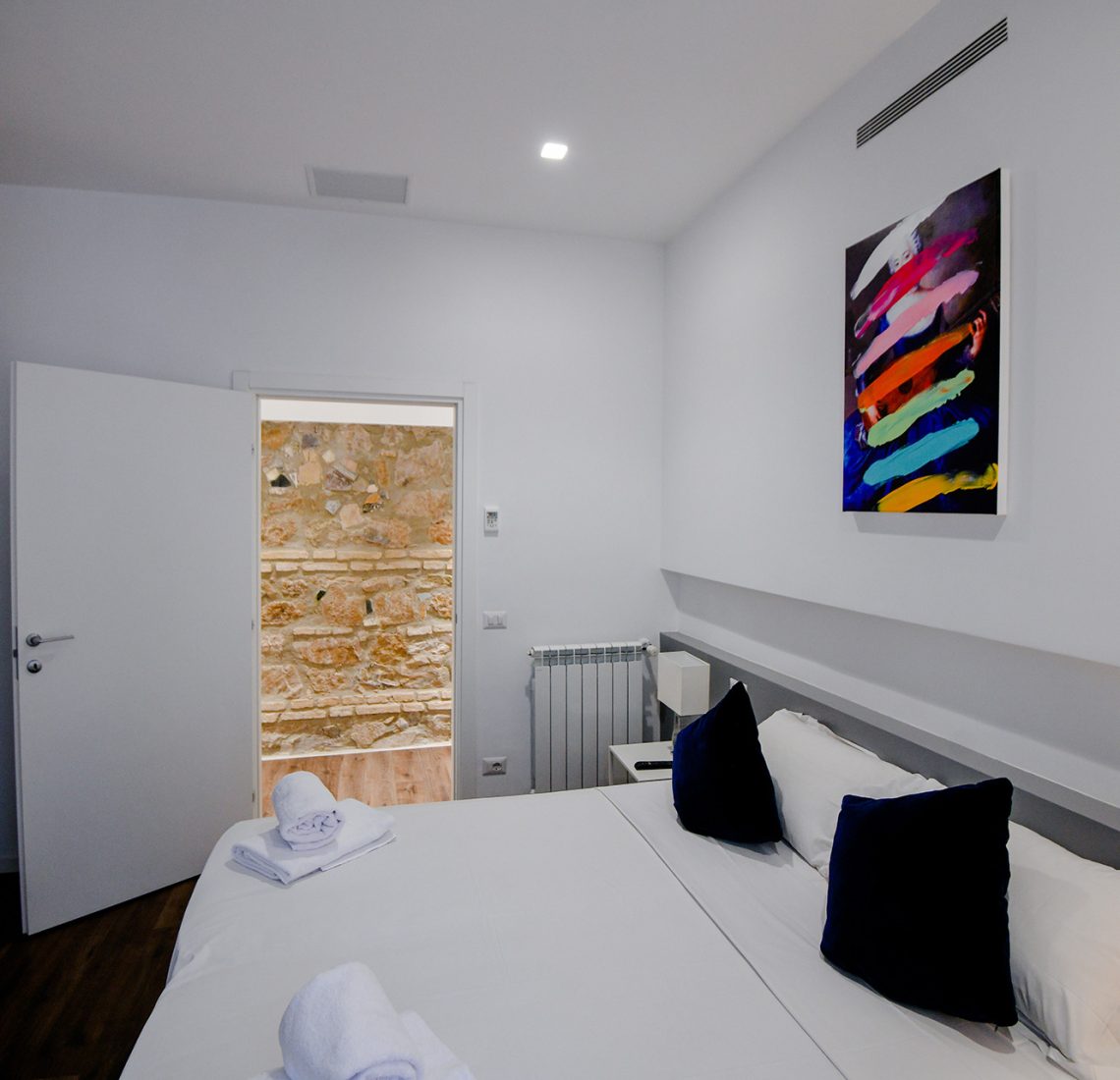 E.ma Flat
