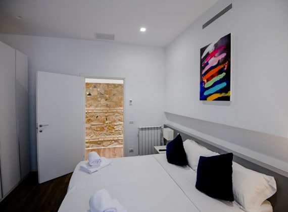 E.ma Flat